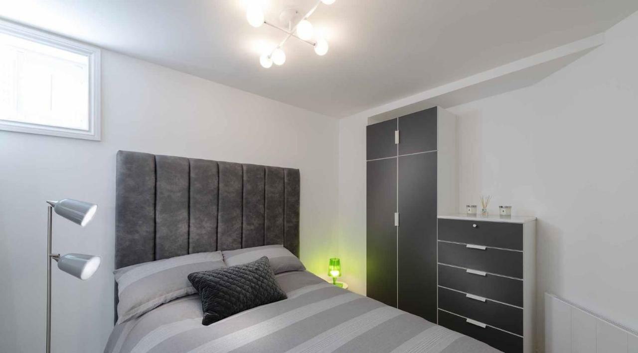 The Hideout Apartment Lytham St Annes Bagian luar foto